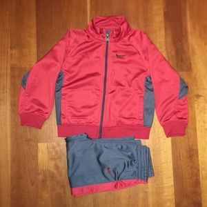 Nike Toddler Tracksuit Size 24 Months